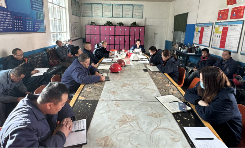 對標對表新要求 主動作為抓落實&mdash;&mdash;物產(chǎn)工投公司紀委召開學習貫徹中紀委、省紀委二次全會精神專題會議暨節(jié)前廉政教育警示會