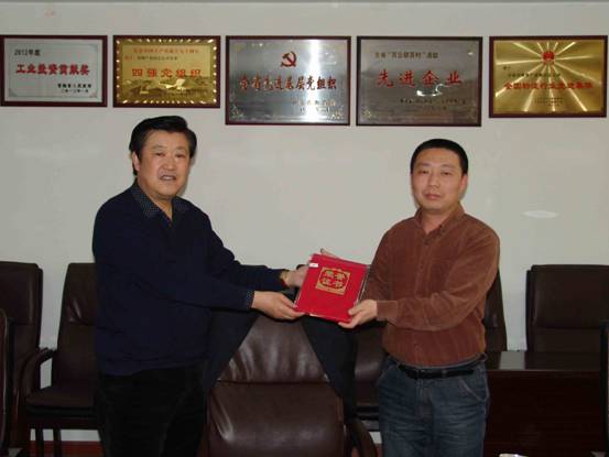 立足本職做貢獻(xiàn)，巾幗建功展風(fēng)采